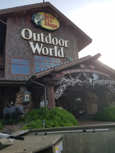 Sporting Goods Store «Bass Pro Shops», reviews and photos, 1000 Basspro Dr, Houston, TX 77047, USA