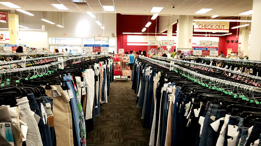 Clothing Store «Burlington Coat Factory», reviews and photos, 3333 N State Rd 7, Lauderdale Lakes, FL 33319, USA
