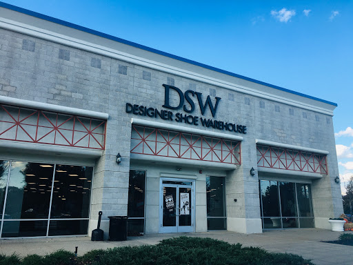 DSW Designer Shoe Warehouse, 2103 NJ-35, Holmdel, NJ 07733, USA, 