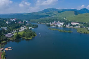 Shirakaba Lake image