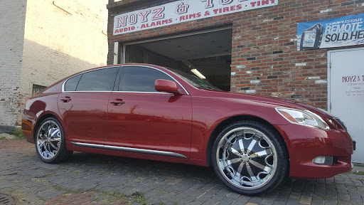 Car Stereo Store «Noyz & Toyz», reviews and photos, 7825 Lorain Ave, Cleveland, OH 44102, USA