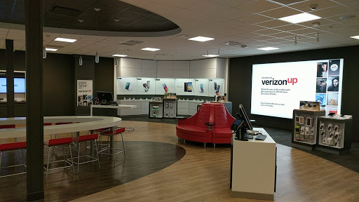 Cell Phone Store «Verizon», reviews and photos, 9360 WI-16, Onalaska, WI 54650, USA