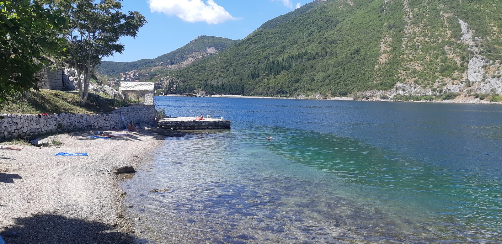 Foto von Verige beach mit beiger kiesel Oberfläche