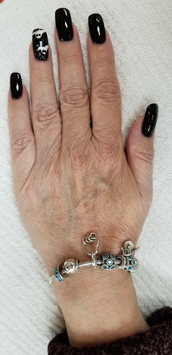 Nail Salon «Nail Care Salon», reviews and photos, 12337 Olive Blvd, Creve Coeur, MO 63141, USA