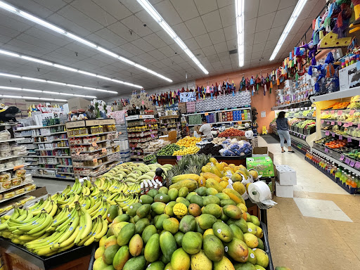 Supermarket «La Reina SuperMarkets», reviews and photos, 1357 E Louise Ave, Lathrop, CA 95330, USA