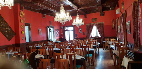 Gul & Guls Indian Restaurant - Av. Emídio Navarro 37, 3000-150 Coimbra, Portugal