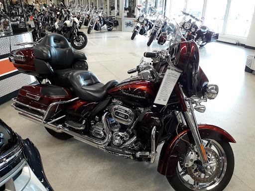 Harley-Davidson Dealer «Petersons Harley-Davidson South», reviews and photos