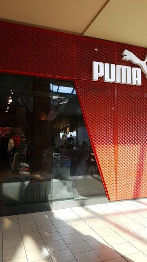 puma store in queens