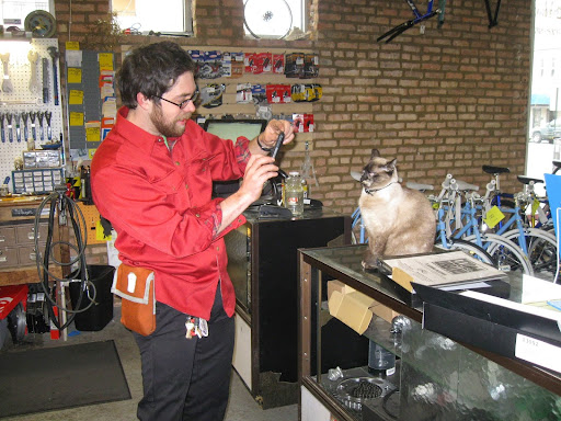 Bicycle Repair Shop «Ciclo Urbano Bike Shop, part of West Town Bikes», reviews and photos, 2459 W Division St, Chicago, IL 60622, USA