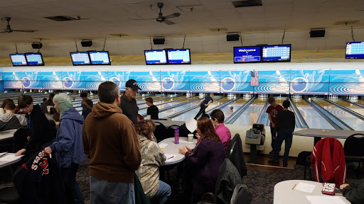 Bowling Alley «Town N Country Lanes», reviews and photos, 1100 S Wayne Rd, Westland, MI 48186, USA