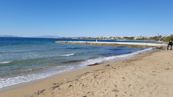 Mikro Kavouri beach