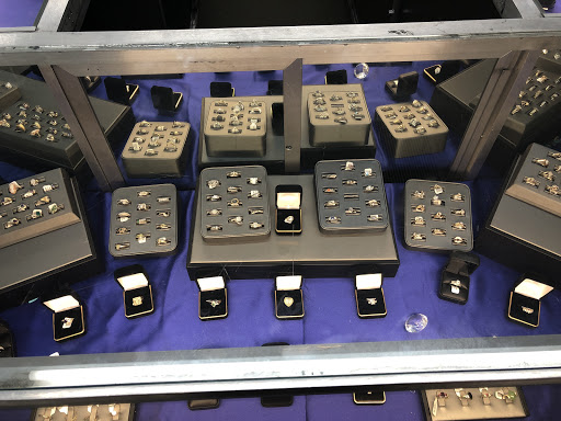 Pawn Shop «Jumping Jack Cash», reviews and photos, 301 Wadsworth Blvd, Lakewood, CO 80226, USA