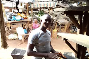 Ezi Igwe Market image