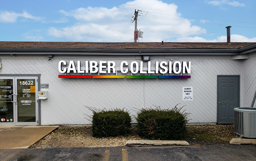 Auto Body Shop «ABRA Auto Body & Glass», reviews and photos, 18622 Brook Forest Ave, Shorewood, IL 60404, USA