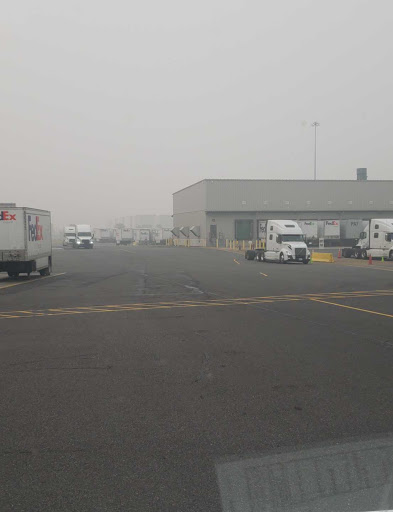 Mailing Service «FedEx Ground», reviews and photos, 2460 NE Sundial Rd, Troutdale, OR 97060, USA