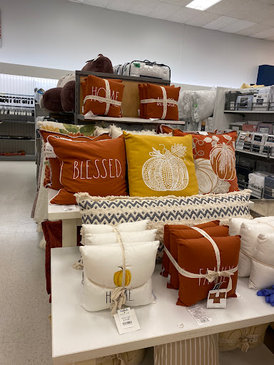 Department Store «Marshalls & HomeGoods», reviews and photos, 3101 US-46, Parsippany, NJ 07054, USA