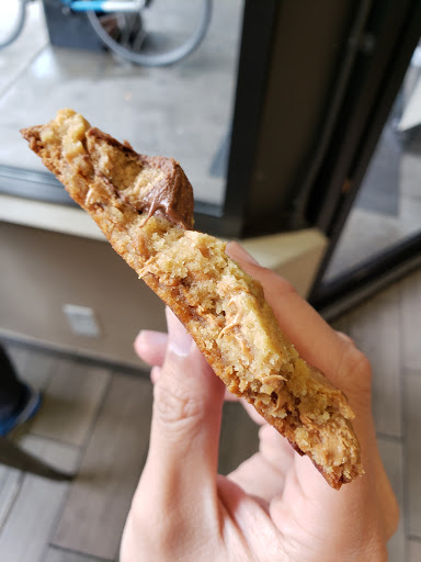 Cookie Shop «Insomnia Cookies», reviews and photos, 402 14th Ave SE, Minneapolis, MN 55414, USA