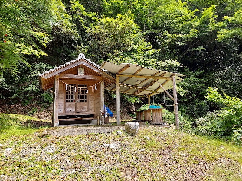 八幡神社