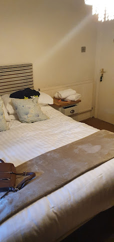 The George & Dragon by null