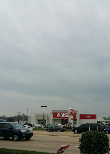 Office Supply Store «Staples», reviews and photos, 965 Loucks Rd, York, PA 17404, USA