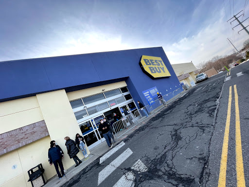 Electronics Store «Best Buy», reviews and photos, 100 Hawley Ln, Trumbull, CT 06611, USA