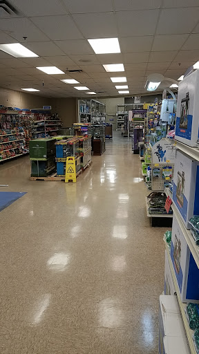 Pet Supply Store «PetSmart», reviews and photos, 950 Hanes Mall Blvd, Winston-Salem, NC 27103, USA
