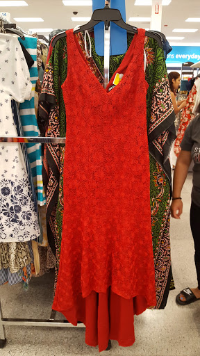 Clothing Store «Ross Dress for Less», reviews and photos, 1720 Douglas Rd, Oswego, IL 60543, USA
