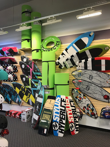 Sportswear Store «Sun & Ski», reviews and photos, 1100 W Arbrook Blvd A, Arlington, TX 76015, USA