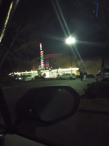 Movie Theater «Regal Cinemas Santiam 11», reviews and photos, 365 Lancaster Dr SE, Salem, OR 97301, USA