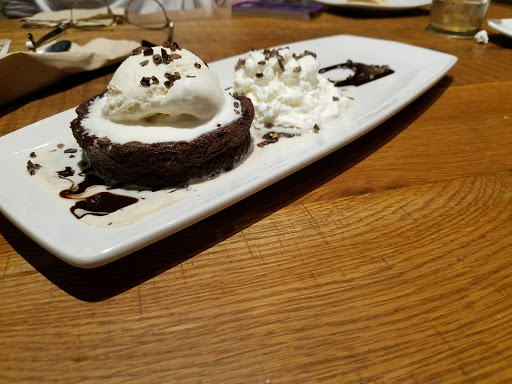 Shopping Mall «Deer Park Town Center Shopping Center», reviews and photos, 20530 N Rand Rd, Deer Park, IL 60010, USA