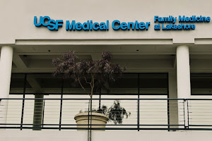 UCSF Family Medicine Center at Lakeshore