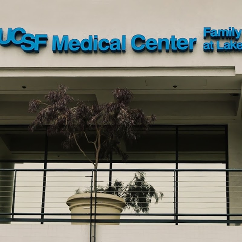UCSF Family Medicine Center at Lakeshore
