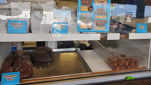 Donut Shop «The Donut Shop», reviews and photos, 115 Brook Ave, South Hill, VA 23970, USA