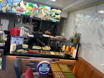 Atmosphère du Restaurant turc AKDENIZ Grill & Kebab Turc à Hyères - n°4