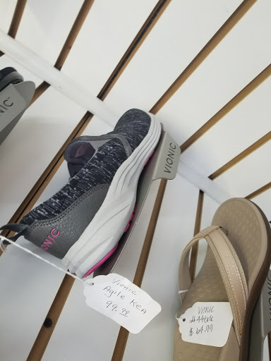 Shoe Store «Hayes Shoes», reviews and photos, 280 Three Springs Rd, Bowling Green, KY 42104, USA