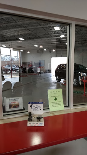 Tire Shop «Discount Tire Store - Joliet, IL», reviews and photos, 1719 W Jefferson St, Joliet, IL 60435, USA