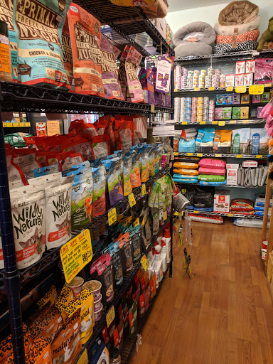 Pet Supply Store «BONeJOUR Pet Supply and Dog Wash», reviews and photos, 53 N 3rd St, Philadelphia, PA 19106, USA