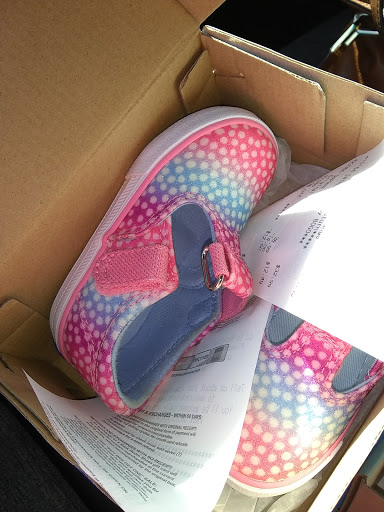 Shoe Store «Rack Room Shoes», reviews and photos, 2448 Berryhill Rd, Montgomery, AL 36117, USA