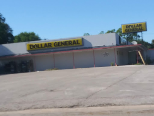 Discount Store «Dollar General», reviews and photos, 410 S Magnolia Ave, Luling, TX 78648, USA