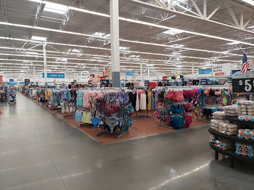 Department Store «Walmart Supercenter», reviews and photos, 1960 Twin Lakes Pkwy, Roseville, MN 55113, USA