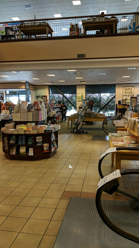 Book Store «Barnes & Noble», reviews and photos, 11 W Hillsdale Blvd, San Mateo, CA 94403, USA