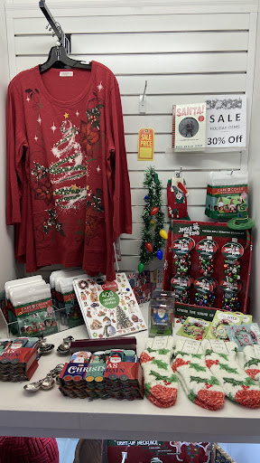 Gift Shop «J. Fenton Gallery», reviews and photos, 110 S Henry St, Williamsburg, VA 23185, USA