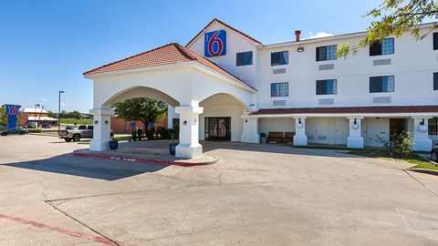 Motel 6 Bedford, TX - Fort Worth image 7