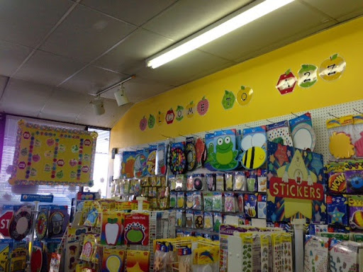 Educational Supply Store «A 2 Z Educational Supplies», reviews and photos, 222 1st St E B, Humble, TX 77338, USA