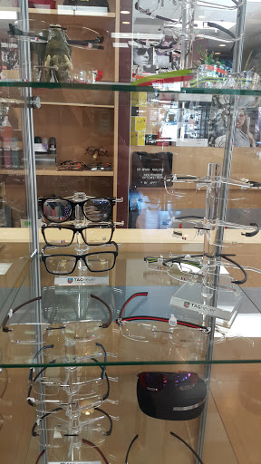 Optician «Chic Optique», reviews and photos, 2228 Wilton Dr, Wilton Manors, FL 33305, USA