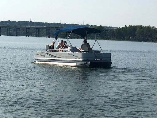 Boat rental service Waco