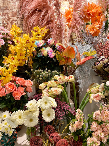 Fountain Of Flowers And Gifts, 101 Devoe St, Lone Tree, IA 52755, USA, 