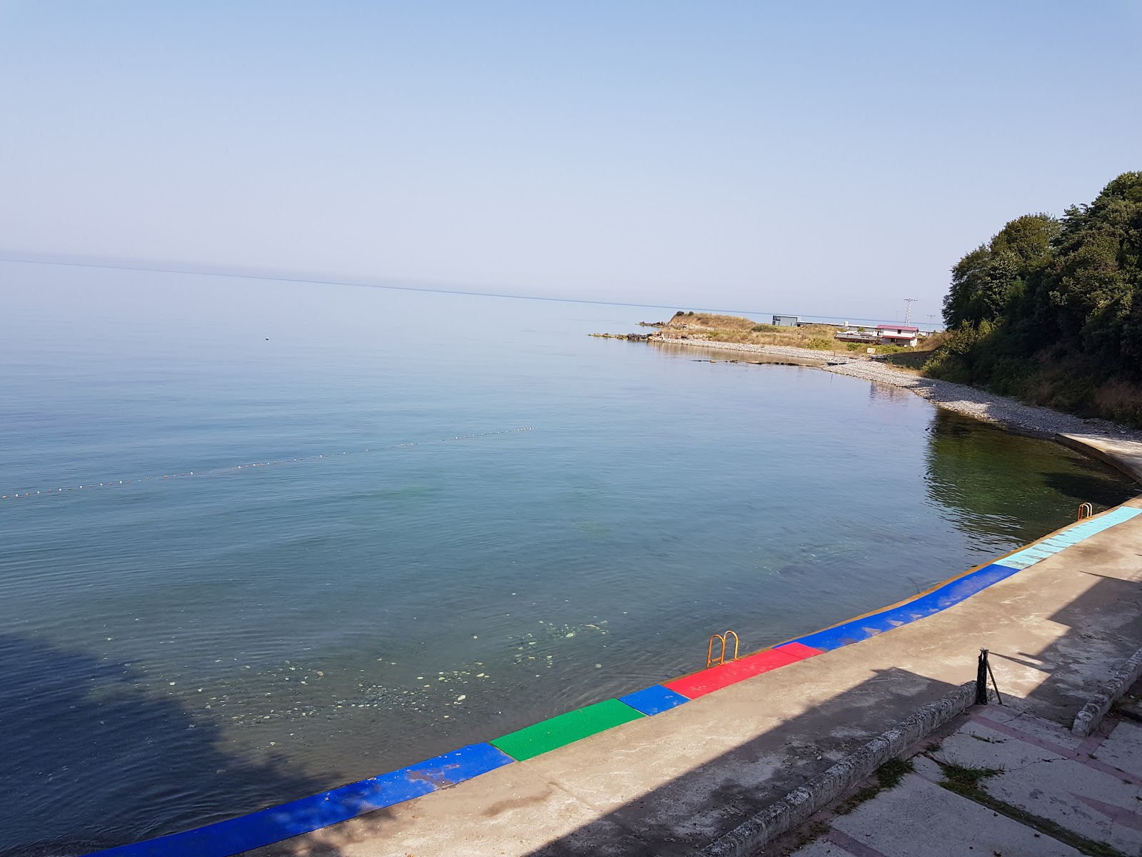 Alapli Plajı'in fotoğrafı ve yerleşim