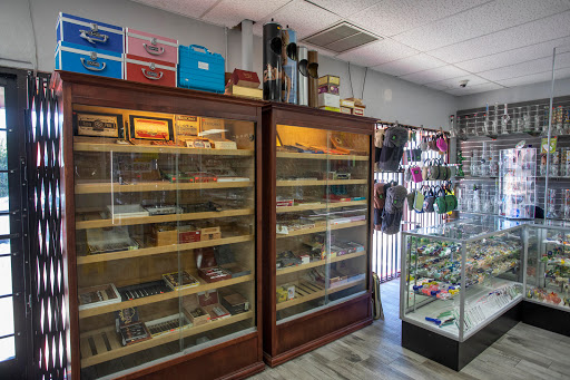Tobacco Shop «A&R Smoke Shop», reviews and photos, 1245 W Baseline Rd, Mesa, AZ 85202, USA