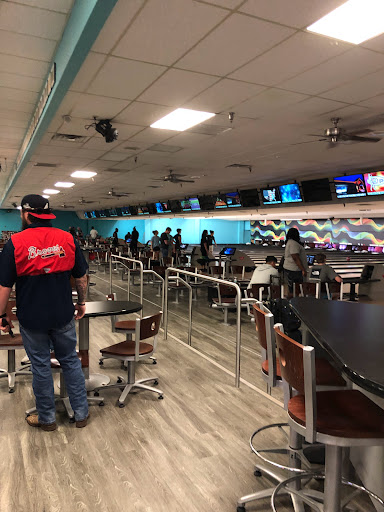 Bowling Alley «Showtime Bowling Center», reviews and photos, 555 Macon Hwy, Athens, GA 30606, USA